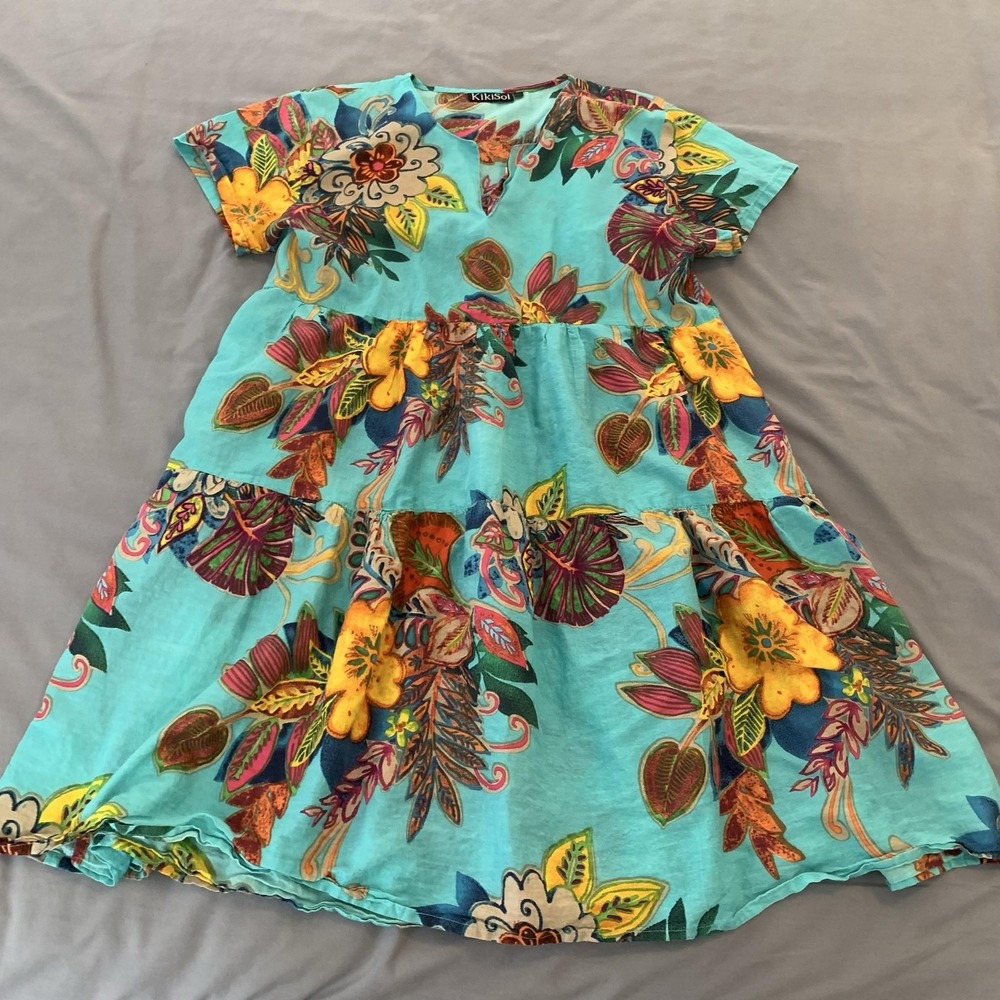 KikiSol Dress Womans Medium Blue Floral Short Sleeve V Neck Sundress Knee Length